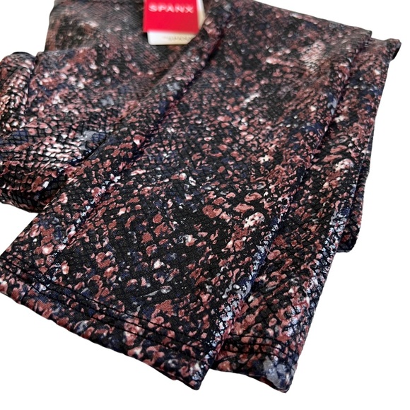 SPANX Snakeskin Print Faux Leather Legging - Picture 12 of 15